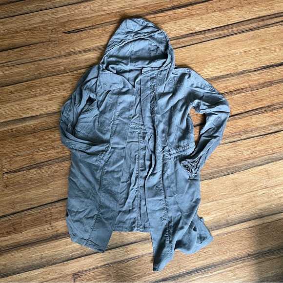 Lululemon City Stroll Jacket Grey Sage - Picture 6 of 7